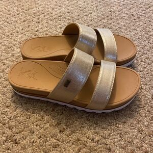 Reef Women's Sandals in Tan and Gold